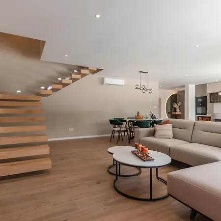 Awesome Home In Kamen Most Feriehus *